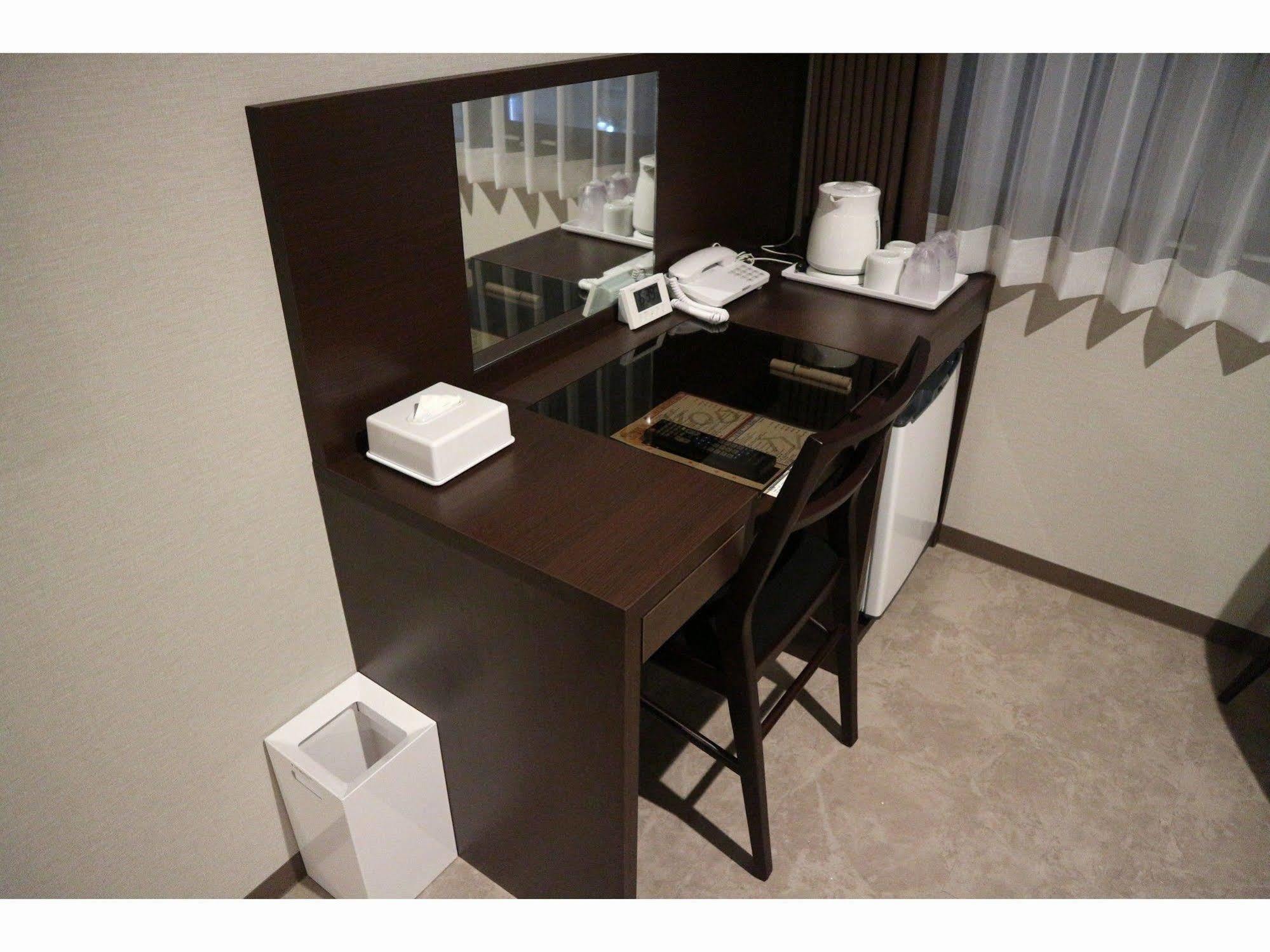 Sonezaki Luxe Hotel Osaka Exterior photo